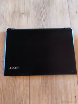 Acer Travelmate B113 - 2