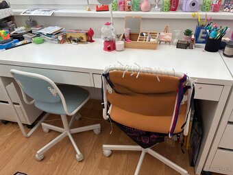 IKEA MICKE dětský psací stůl - 2