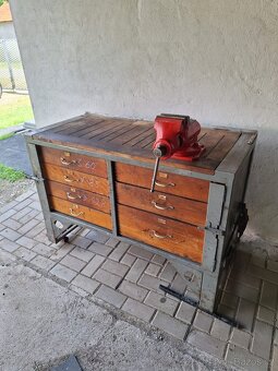 Pracovní stůl - dílenský ponk - 2