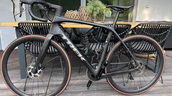 Prodám kolo TREK DOMANE SLR6 GEN4 vel 56 ve špičkovém stavu - 2