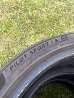 235/45 R20 PILOT SPORT 4S - 2