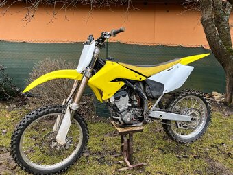 Suzuki rmz 250 - 2