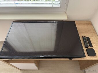 Samsung UE40EH5000 + Xiaomi Mi Box - 2