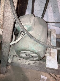 bruska 1,1 kW / 400v - 2