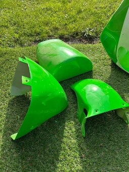 Kapoty Kawasaki ninja zx7r - 2