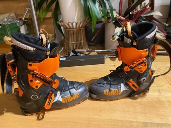Atomic Backland Carbon skialp boty 26,5 - 2