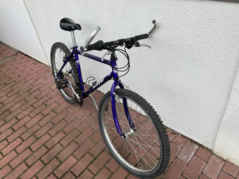 Horské kolo 3x7 převodů Shimano Alivio 26" - 2