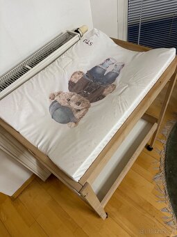 Přebalovací pult - 2