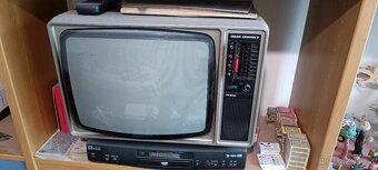 Televize Tesla 4333A Oravan Color - 2