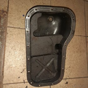 Fiat UNO 1.3 Diesel , vana motoru , hlava motoru . - 2