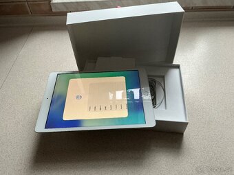 IPad 8.generace 32G - 2