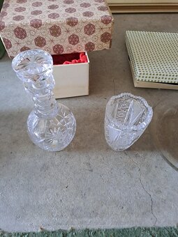 Broušené sklo, vázy - 2