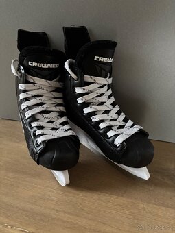 Chlapecké brusle vel.37 - 2