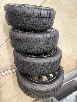 Originál BMW 245/45 r18 Styling 684 - 2