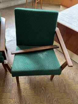 staré křeslo - 2