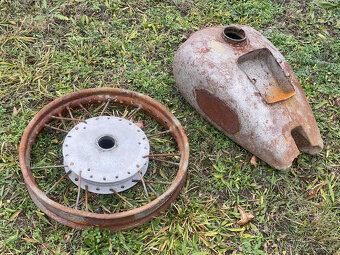 DNĚPR - Nádrž a kolo - 2