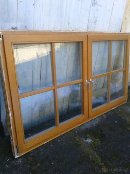 Dřevěné okno 224 x 123 cm - 2