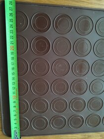 Silikonová forma na pečení makronky - 2