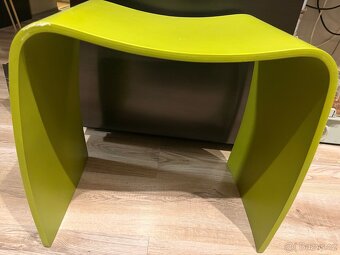 Dřevěná zelená židle - 2