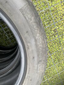 Letni pneu Michelin 275/50 R20 - 2