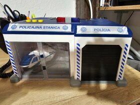 policejní stanice + policejní autíčko Porsche - 2