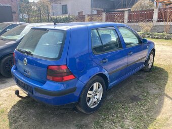 Golf 4 1.6 - ND jako celek - pojizdne - krasny interier - 2