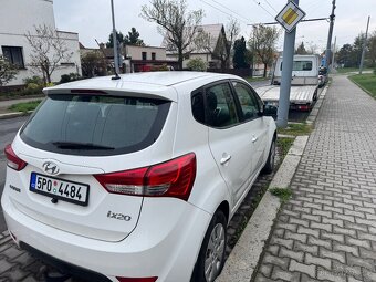 Hyundai IX20 1.4 2011 - 2