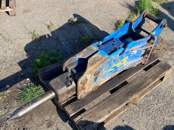 HYDRAULICKÉ BOURACÍ KLADIVO VISTARINI VHX380 - 2