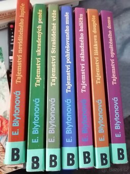 Enid Blyton, Hádanka, Tajná sedma, Dobrodružství - 2