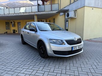 Škoda Octavia 1.6 TDI 66 kW, r.v. 2015, pravidelný servis, - 2