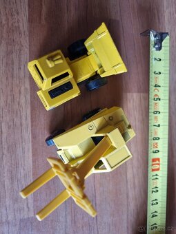 model motorka Honda a Matchbox nakladače - 2