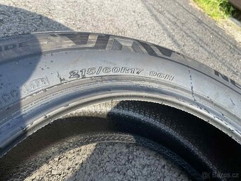 Letní pneu 215/60/17 - 2