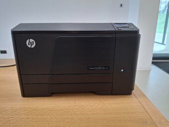 Prodáme stolní tiskárnu HP Color LaserJet 200 M251n  (A4) - 2