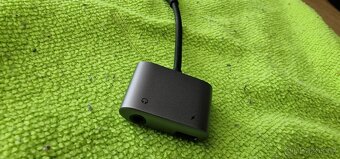 Ugreen konektor na propojeni sluchátek telefon a nabíjení - 2