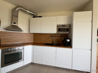 🏡 Moderní kuchyň IKEA – bez pracovní desky a spotřebičů - 2