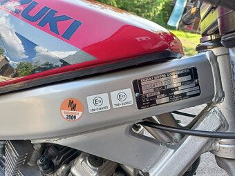 Suzuki GS500E - 2