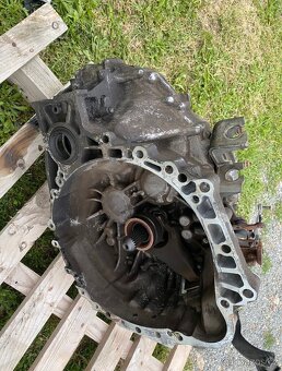 Převodovka toyota 2.2 D-4D 100kw - 2