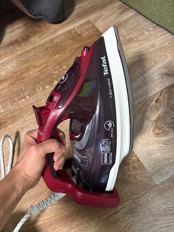 Napařovací žehlička Tefal - 2