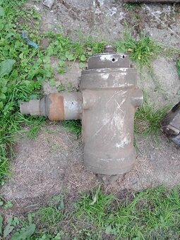 Nabízím řízení na Tatru 815 a Škoda 706 - 2