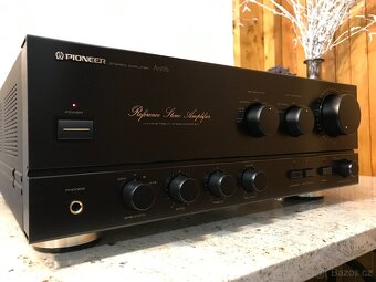 Pioneer A-676 Top stav - 2