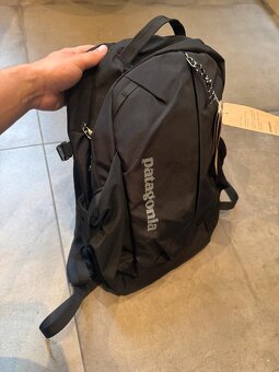 Patagonia černý turistický batoh - 2