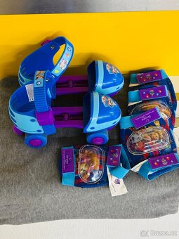 TOP stav - kolečkové brusle (24-29 EU) a sada chráničů - 2