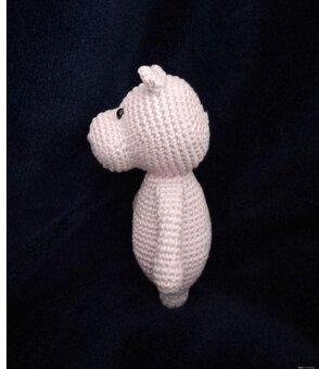 Ručně háčkovaný hrošík - 2