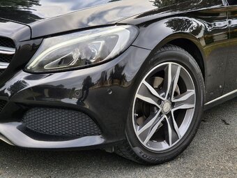 Mercedes-Benz C200d Avantgarde 2015 - 2