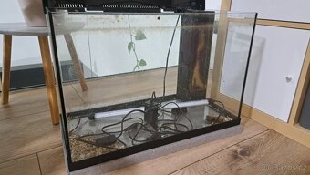 Prodám akvárium 110l - 2