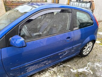 Ford fiesta ST150 - 2