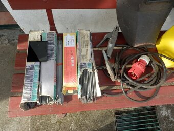 Prodám svářečku Elektrokov JS 90 FN - 2