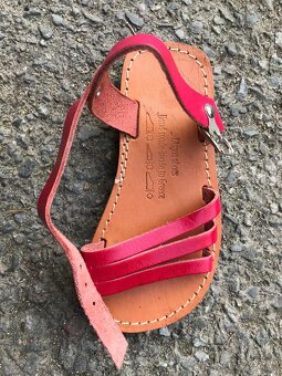 Kožené sandálky (EU 25) - 2