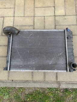 Chladič bmw e30 - 2