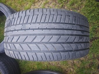 Pirelli 255/40 R18 - 2